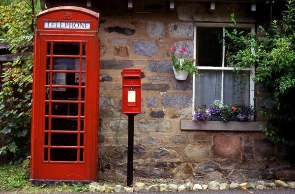 42_1ScottishPhoneBox